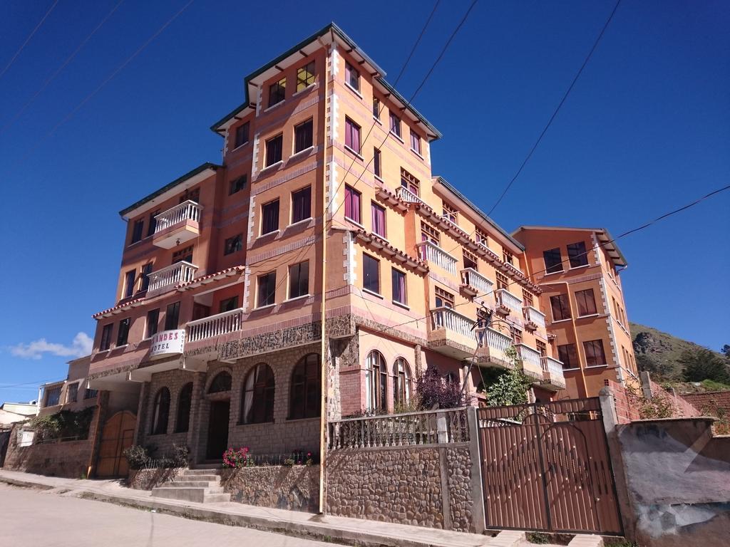 Hostal Real Los Andes Del Lago Copacabana  Zewnętrze zdjęcie