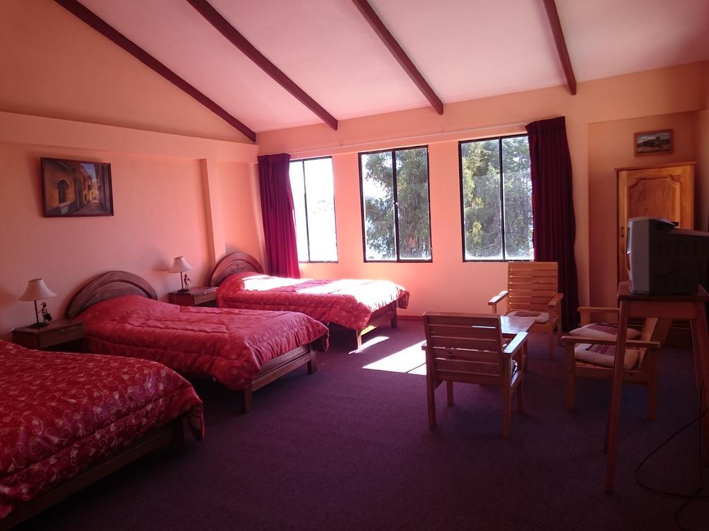 Hostal Real Los Andes Del Lago Copacabana  Zewnętrze zdjęcie