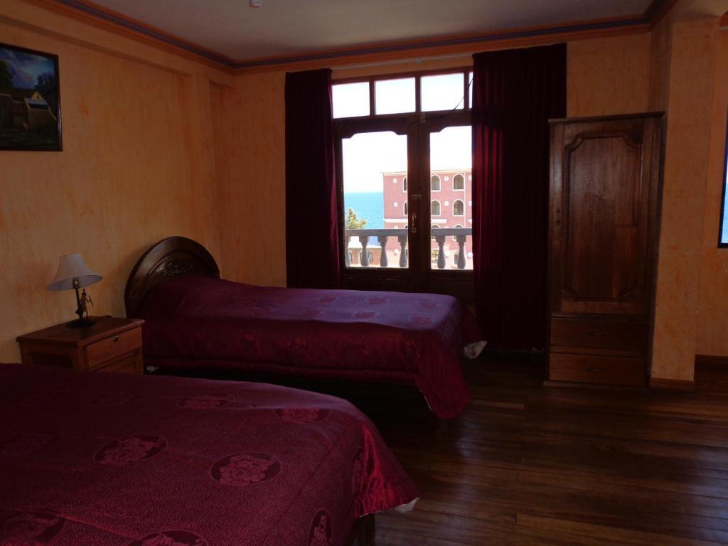 Hostal Real Los Andes Del Lago Copacabana  Zewnętrze zdjęcie