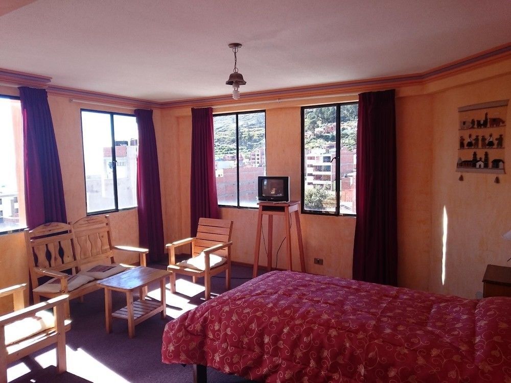 Hostal Real Los Andes Del Lago Copacabana  Zewnętrze zdjęcie