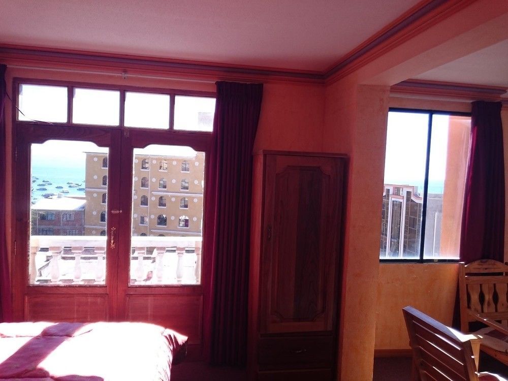 Hostal Real Los Andes Del Lago Copacabana  Zewnętrze zdjęcie