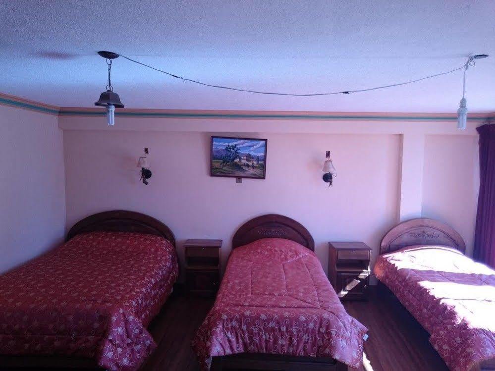 Hostal Real Los Andes Del Lago Copacabana  Zewnętrze zdjęcie
